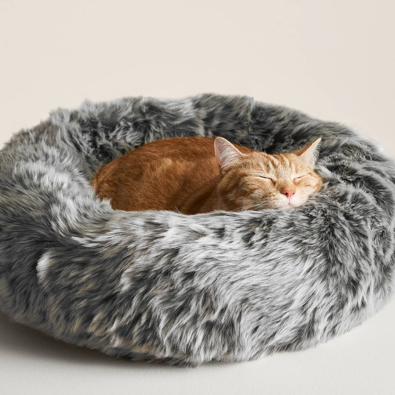 Nuzzle Cat Bed